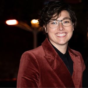 Meet your Posher, LB